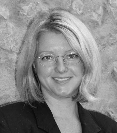 a photograph of Laura J. Summerfeldt, PhD